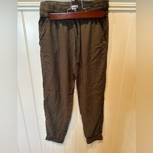ARITZIA SUNDAY BEST Ladies Women's Size XXS Brown Pants Front Pockets Dr…